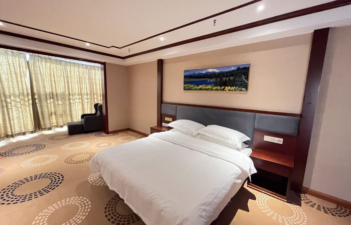 Tianyi Holiday Hotel