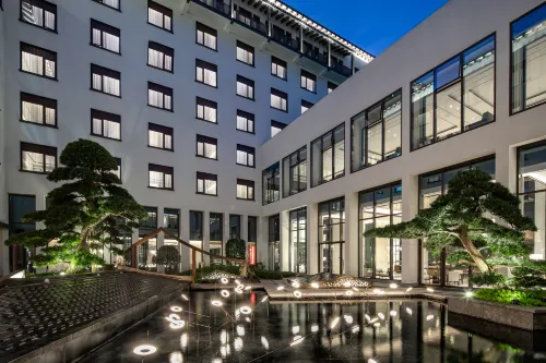 Crowne Plaza WUZHEN by IHG - 5-Star