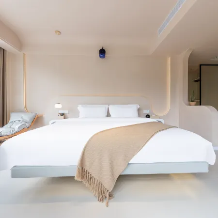 The Island private soup hotel