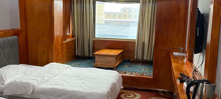 Baiyun Hotel (Gesale East Street) Hotels in Maqu
