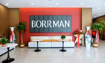 Weishan Borrman Hotel (Kuiwen Dong Road)