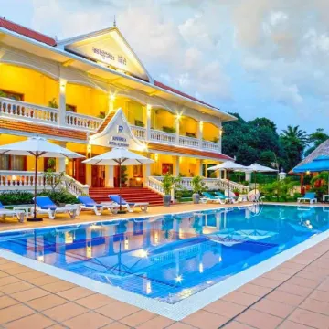 Riviera Hotel & Resort Kep