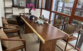 Chuxiongxuan Time Inn (Yuren Ancient Town)