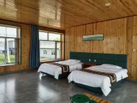radon spring Homestay  Small courtyard