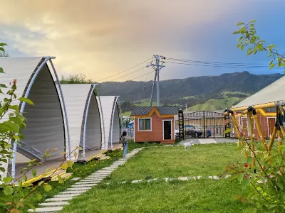 Nalati Qili Shantang Wild Luxury Homestay