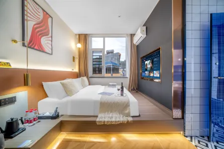 Yisu Qianxun Hotel (Yuanmou West Station No.1 People's Hospital Branch) Отели в г. Юаньмоу