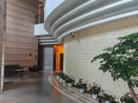Xiamen Wantai Seaview Apartment (Taidi Haixi Branch) Hotels near Haicang