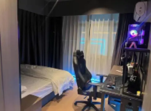 Kaidun Esports Hotel (Jiaxing Pinghu Donghu Scenic Area Branch)