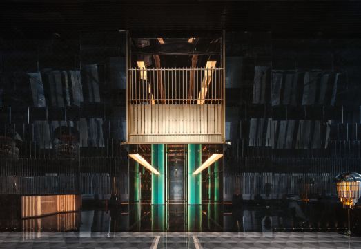 ISEYA Panoramic Hotel의 초고층 객실 인테리어