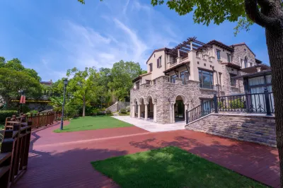 ManSion Villa Các khách sạn gần Hoành Sa