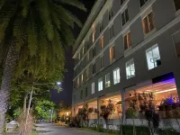 Ascent Premiere Pasuruan Hotels in Purworejo