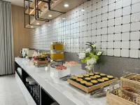 Country Inn & Suites By Radisson Leizhou Xihu Wuheng Road Store - breakfast
