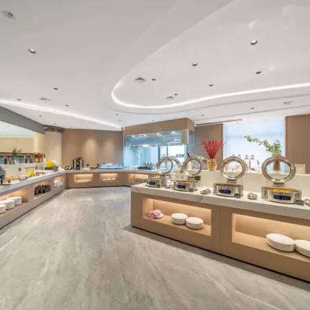 Lishui Jinghu South Bank Hotel