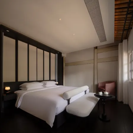 Linhai is not as good as Fang Holiday B&B (Ziyang Street Branch)