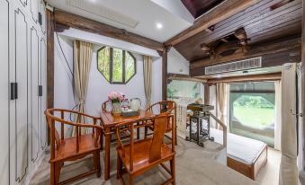 Huayinghuaxuan Art Homestay (Slender West Lake Scenic Area)