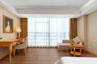 Vienna Hotel (Jiangmen Wuyi University Lihe Plaza Branch) - 3-Star