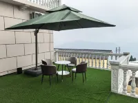 Banshan Du Homestay Hotels in Ebian