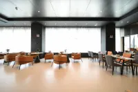XIYA Qiya Hotel (Liupanshui High-Speed Railway Station People's Square)