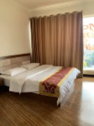 石屏萬德ホテル