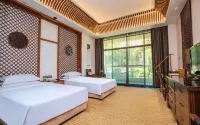 Huanxiu Resort & Spa Hotel - Mountain view