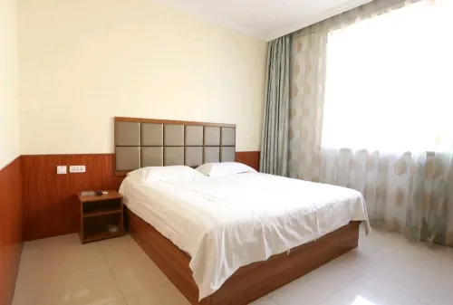 Qian Guoxin Dingsheng Hotel Hotel di Qian Gorlos