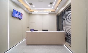 Yestour Hotel (Wuhan Tiyu Zhongxin Subway Station Jingkai Wanda)