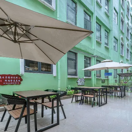 Mingyue Lake Hotel (Baise Tianyang Branch)