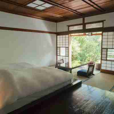 おちあいろう Rooms