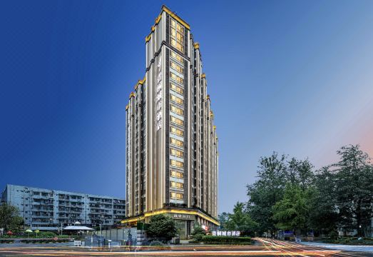 青桐城市酒店（成都宽窄巷子花牌坊地铁站店）外景图
