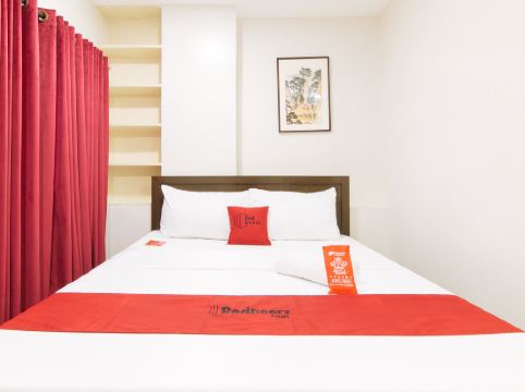 RedDoorz near Fernwoods Garden Quezon City