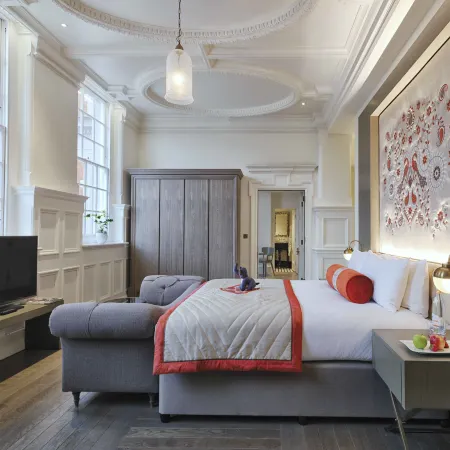 The Lalit London Отели рядом с достопримечательностью «Бэрмондзи»