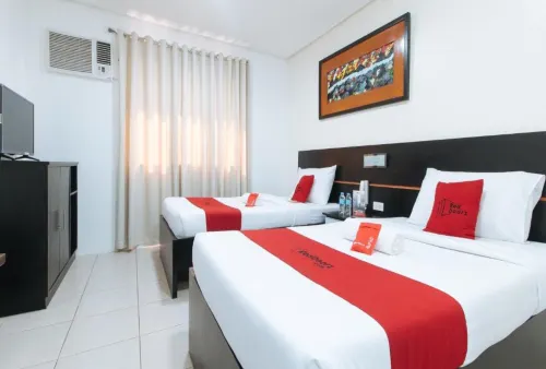 RedDoorz @ Greenview Hotel and Restobar Masbate Hotels in Masbate