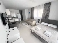 Alexius Pool Apartments Hotel di Yeni Bogazici