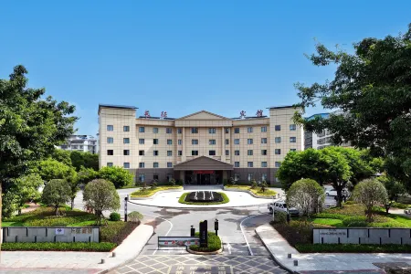 Changzheng Hotel Отели рядом с достопримечательностью «Central Red Army Long March Starting Place Memorial Park»