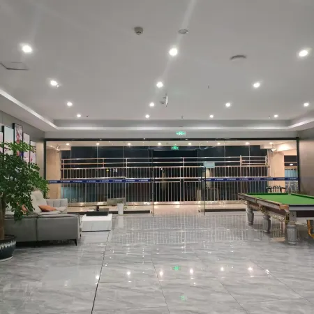 Sunny E-sports Hotel Отели рядом с достопримечательностью «Холл-Стрит Планирование Выставок»