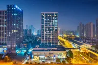 Yuyue E-sports Hotel (Wuhan Gutian Er Road Subway Station) Các khách sạn ở Khu phía đông hồ Tây