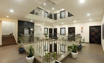 Hotel Square Plaza Near Delhi Airport