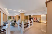 Elong Anyue Hotel (Kaifeng Millennium City Park) - Bãi đậu xe