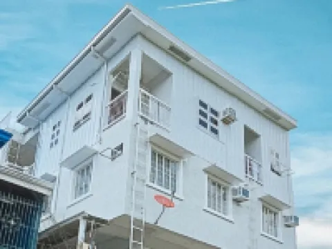 RedDoorz @ Davids Travellers Inn Cavite Hotels in General Trias