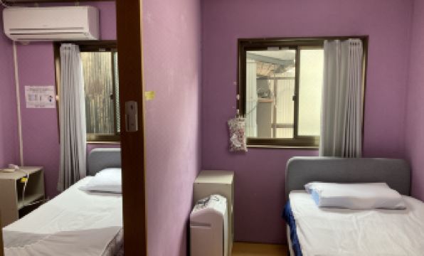 Hostel Blue Door ホステル ブルードア