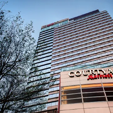 Courtyard by Marriott Hong Kong Sha Tin Отели рядом с достопримечательностью «Сатхинь»
