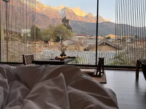 麗江厚苑Nguluko|日照金山·雪山パノラマ·設計師美學ホテル