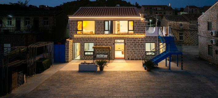 Mountain-Lake-Sea Villa Hotels in Pingtan County