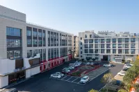 Days Hotel by Wyndham Xianju Downtown - Parkering