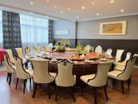 Yiyezhou • Riverside Art Boutique Hotel