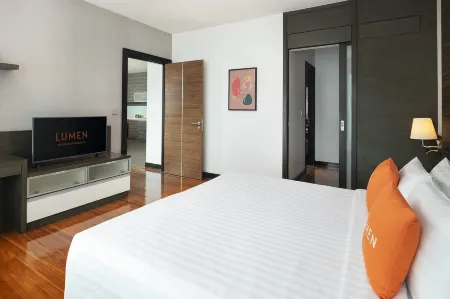 Lumen Bangkok Srinakarin Отели рядом с достопримечательностью «Wat Thung Setthi»