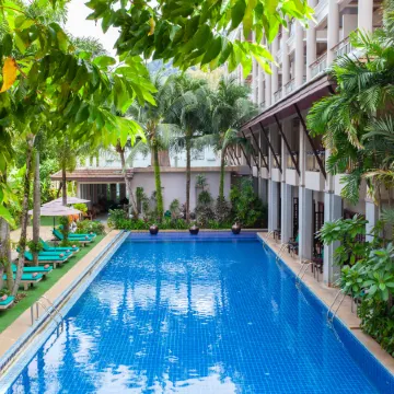 Thanthip Beach Resort Patong