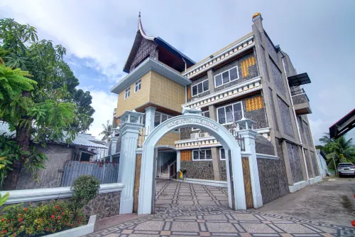 Hotel O Padang City Center Near Gunung Padang Formerly Hotel Fitriaendika - Homestays