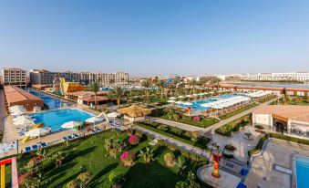 SUNRISE Solara Aqua Park Resort
