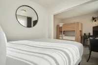 Hotel Chromatics by HappyCulture